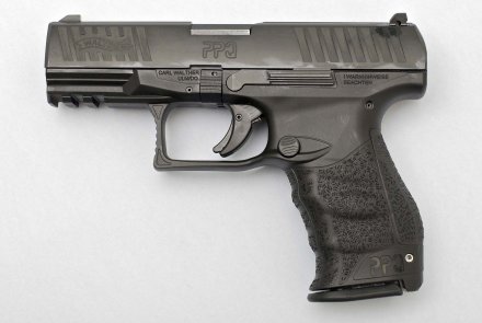 Lato sinistro della pistola Walther PPQ-M2