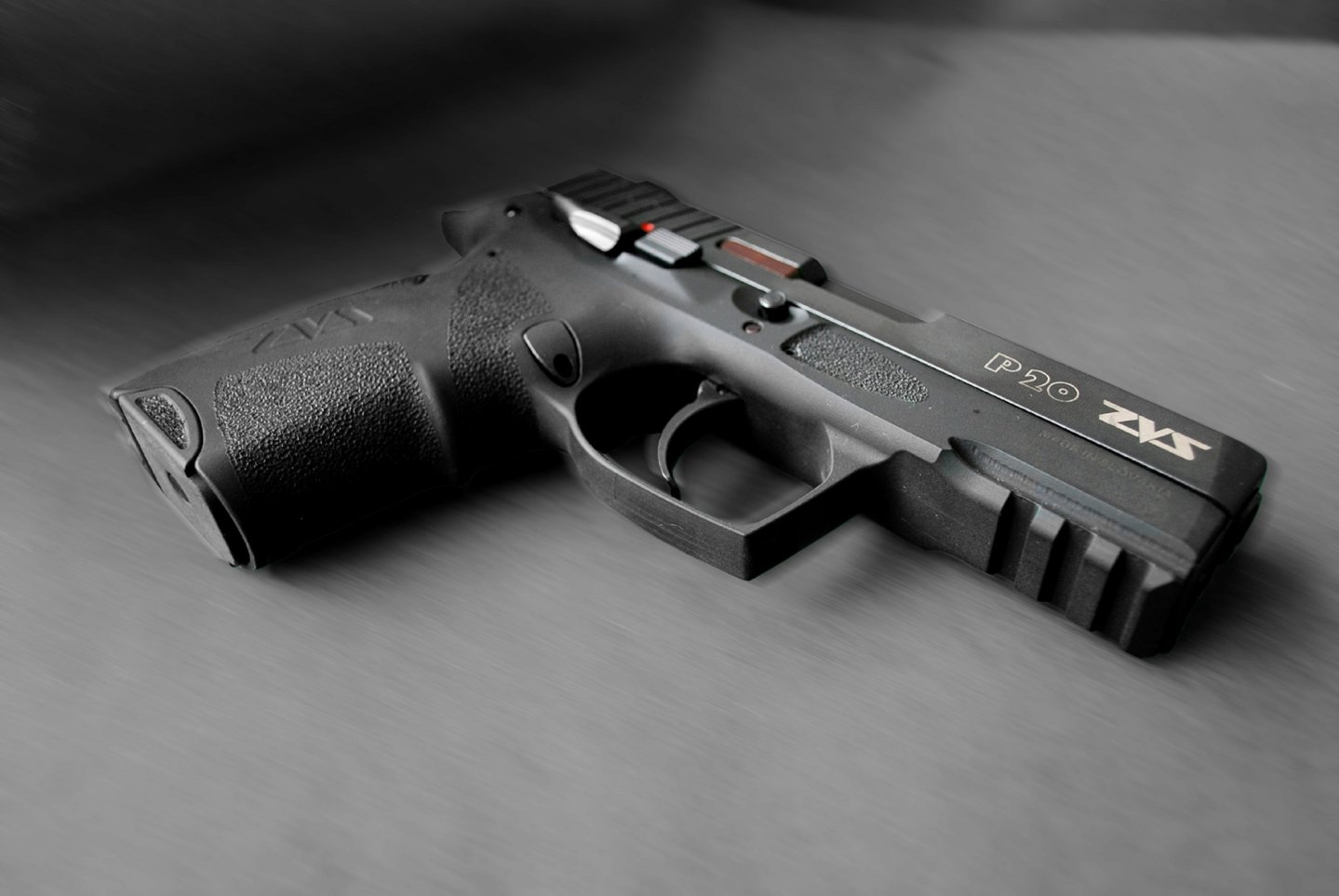 ZVS Holding P20 e P21 ZVS Holding P20 e P21