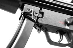 Heckler and Koch SP5, l'attesa per l'MP5 “civile” è terminata! Caricatore a paletta dell'Heckler and Koch SP5