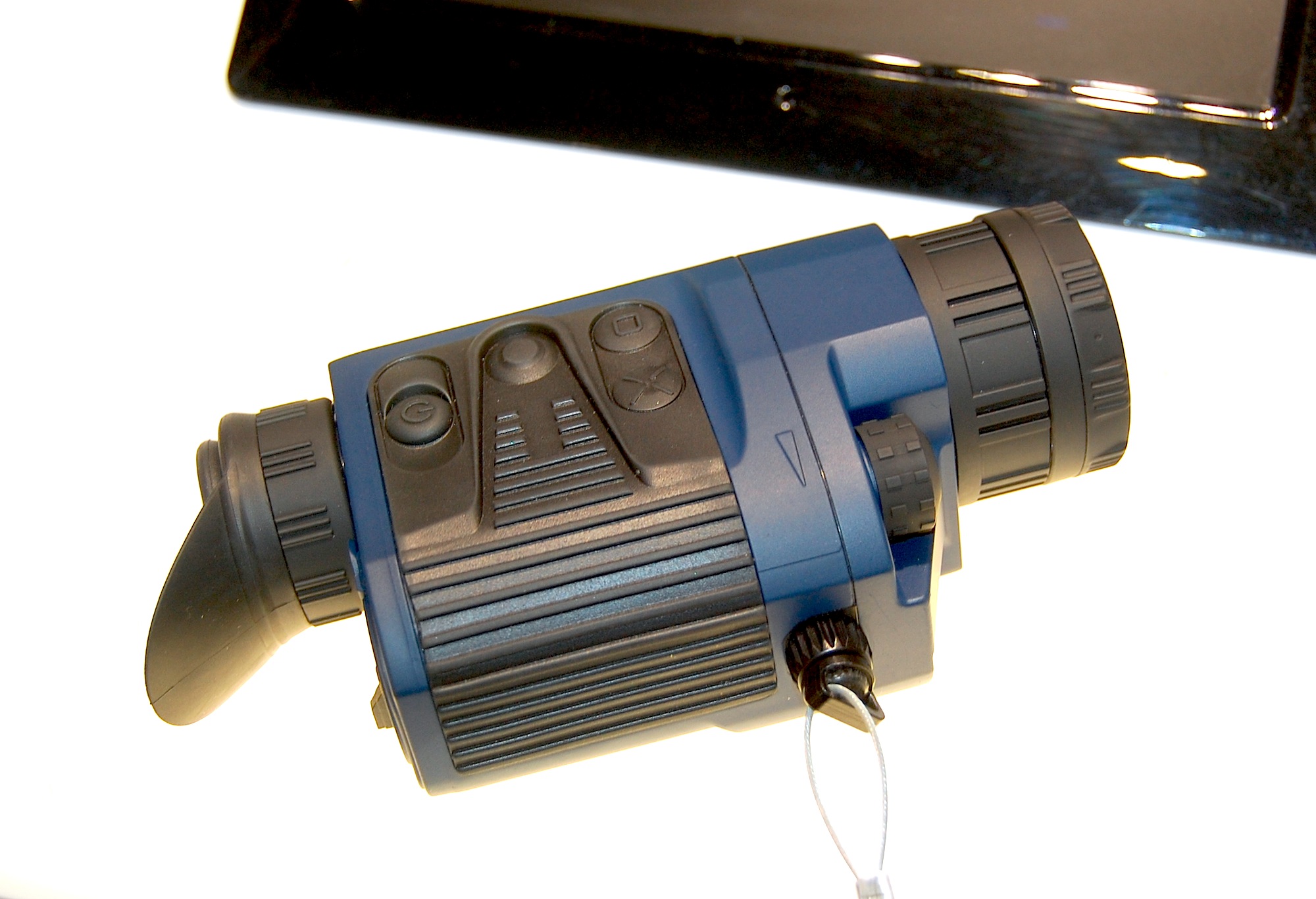 pulsar: PULSAR: компактные тепловизоры Quantum XQ