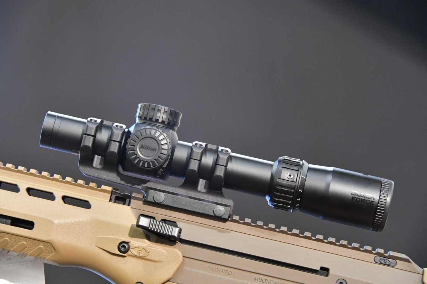 Новинки от Nikon в 2019 году: Black Force 100 и Prostaff 1000 Nikon Black Force 100 -01.JPG