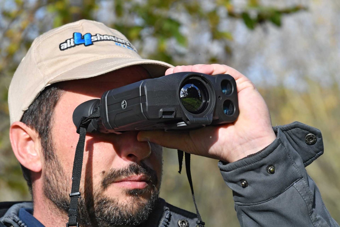 Pulsar Accolade XP50 LRF thermal binoculars: test in the fild