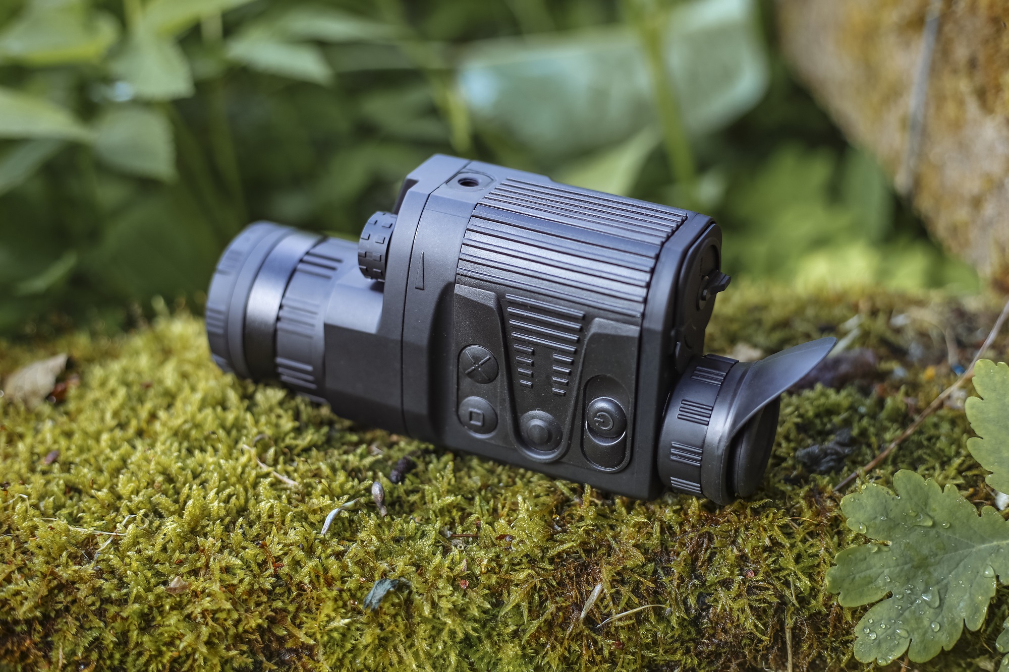 pulsar: Новая линейка тепловизоров Helion XQF от PULSAR