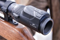 Оптический прицел Swarovski dS 5-25x52 P для охоты с коррекцией точки прицеливания Кнопки и другие элементы для регулировки оптического прицела Swarovski dS