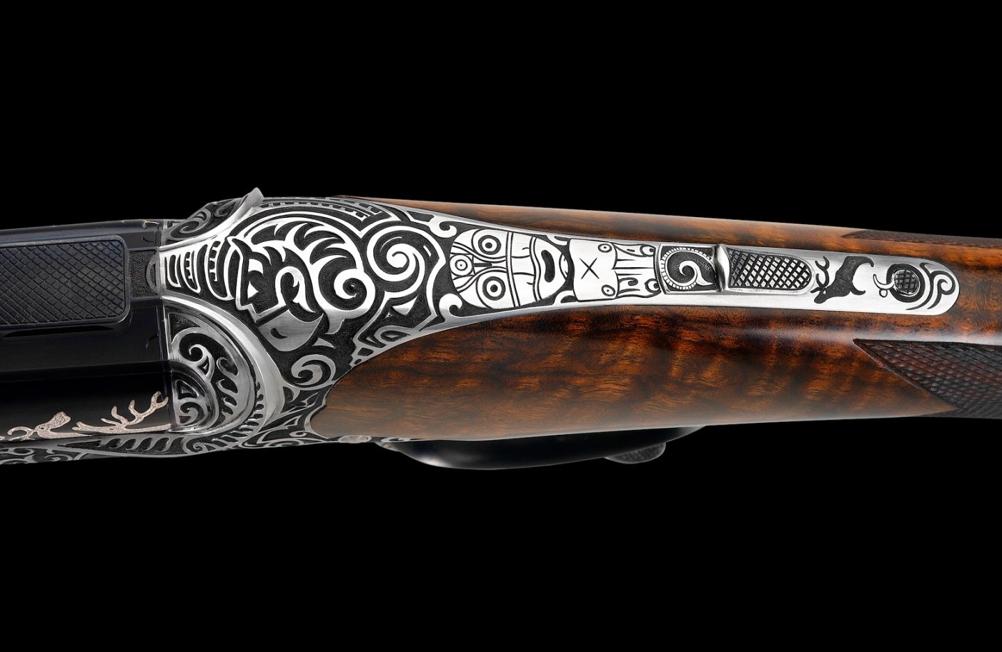 Fanzoj KB-1 со «скифской» гравировкой