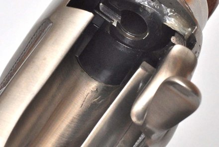 Pedersoli Sharps Small Game и Little Betsy: два старинных легковеса Верхнее отверстие в затворной группе