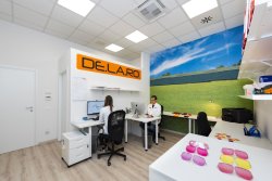 DE.LA.RO. - совершенство для достижения цели. Инновационные очки для стендовой стрельбы из Италии теперь и в России. Сотрудники DE.LA.RO.