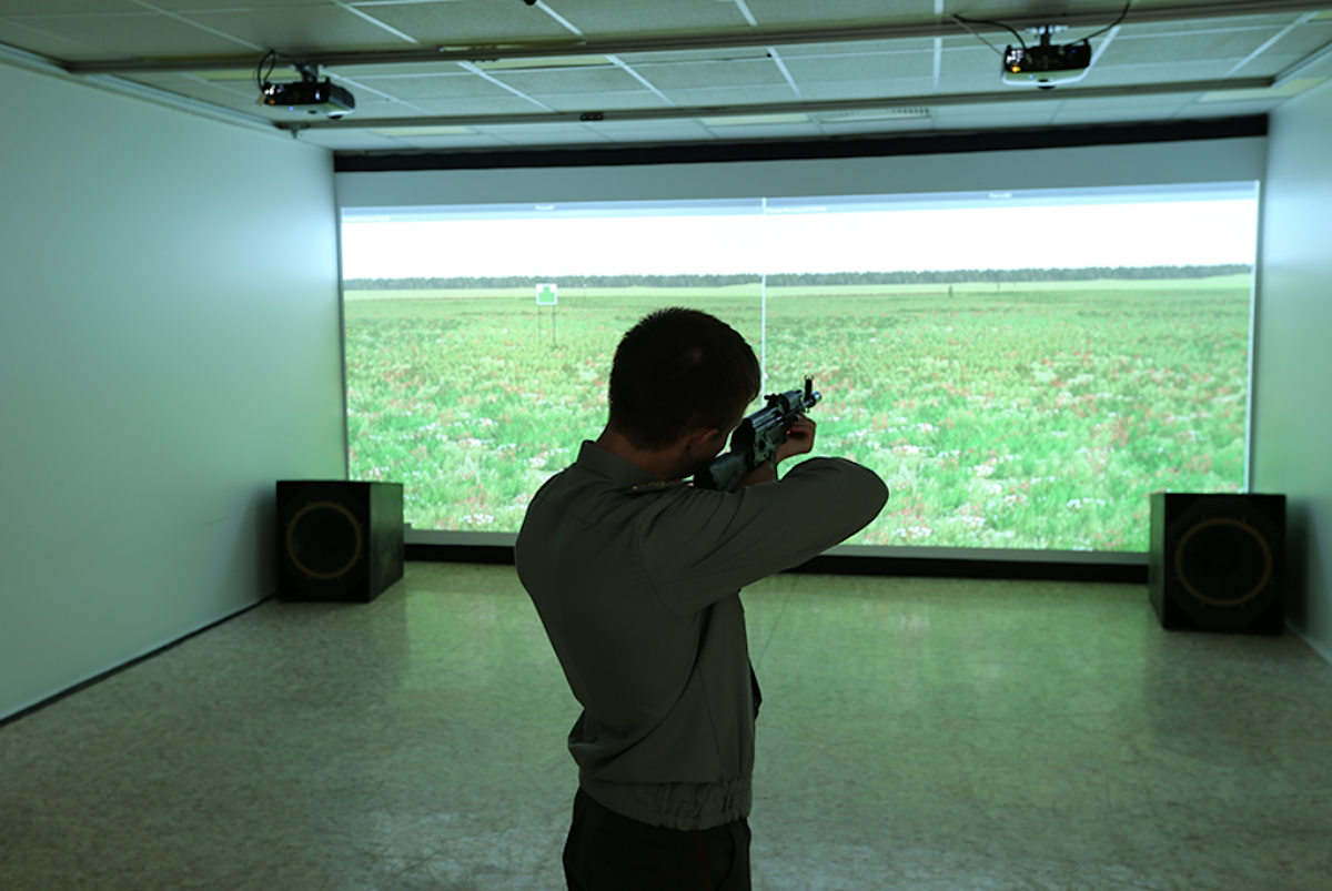 aksessuary: АО «Кронштадт Технологии»: электронный тренажер  «Вега-СВ №1»