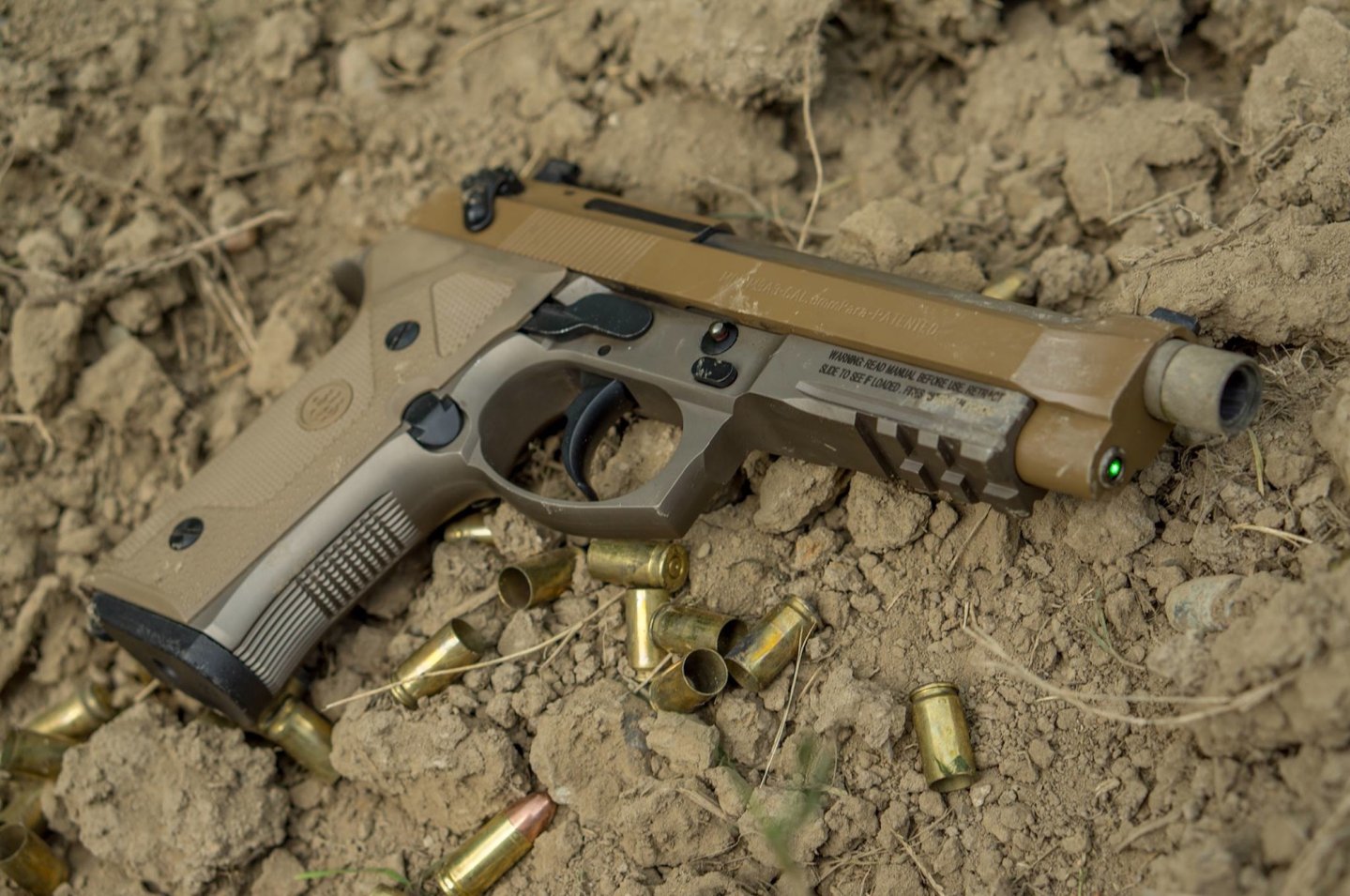 Самозарядный пистолет Beretta LMS-1441G с зеленым лазером 