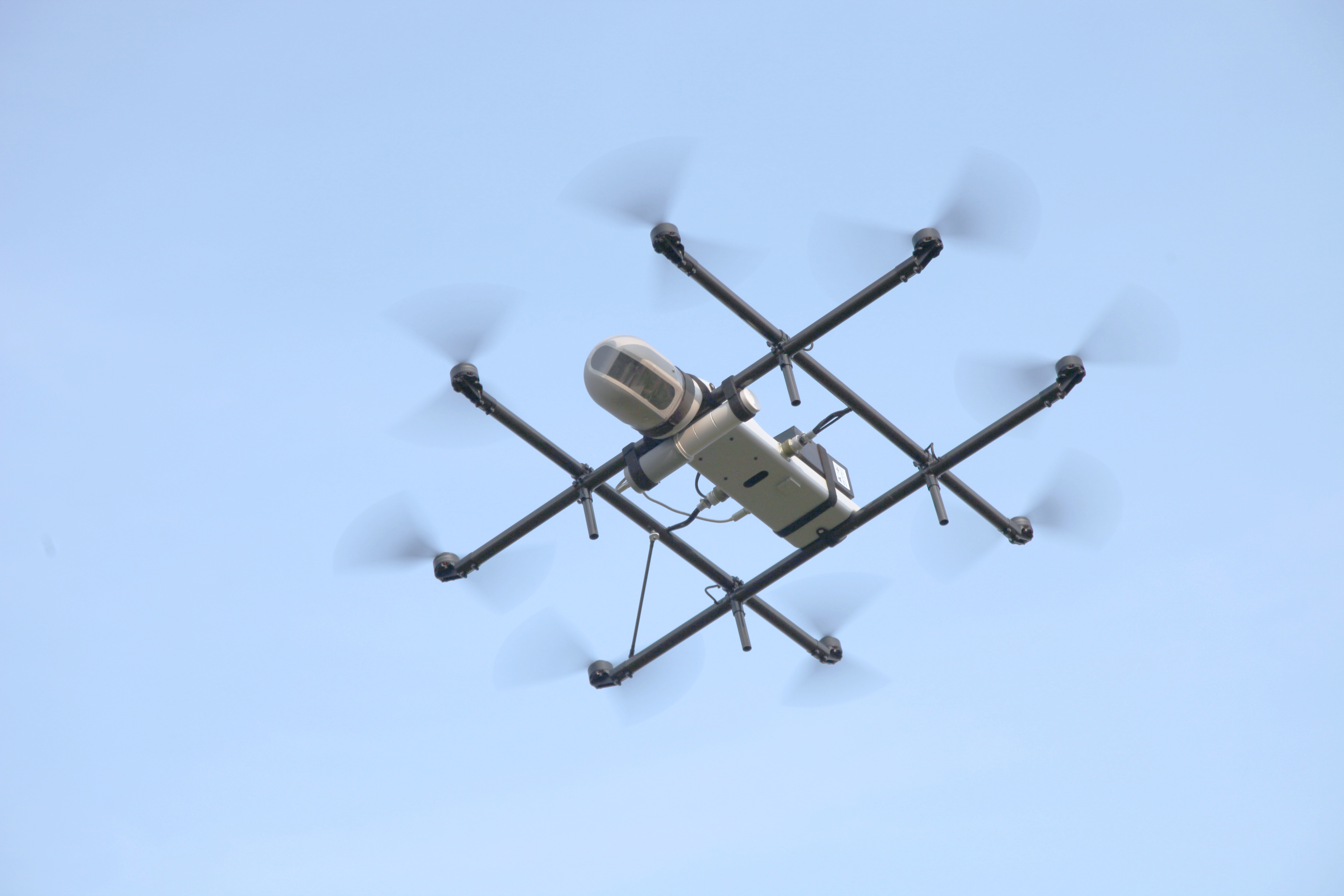 aksessuary: ZALA AERO: беспилотный вертолет средней дальности ZALA 421-22