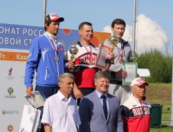 Сергей Иванов, Антон Астахов, Николай Пильщиков на подиуме