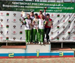 Чемпионат России (командный) по стендовой стрельбе 2018 в ССК "Дубрава" Слева направо: С.Глухов, Е.Субботина, А.Копыстынский, Е.Рабая, В.Казадаев, Д.Штанько