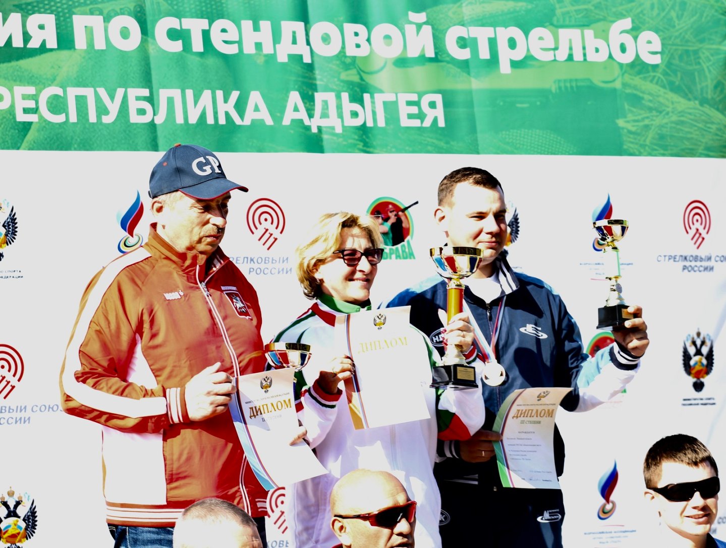 Чемпионат России (командный) по стендовой стрельбе 2018 завершился победой Татарстанских стрелков! Слева направо: Москва (серебро), Республика Татарстан (золото), Липецкая область (бронза)