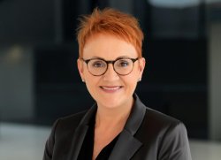 Пройдет ли выставка IWA OutdoorClassics в сентябре 2020 года? Интервью с руководителями торгово-выставочного центра  Петра Вольф (Petra Wolf)