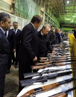 Владимир Путин посетил концерн «Калашников» Владимир Путин посетил концерн «Калашников»