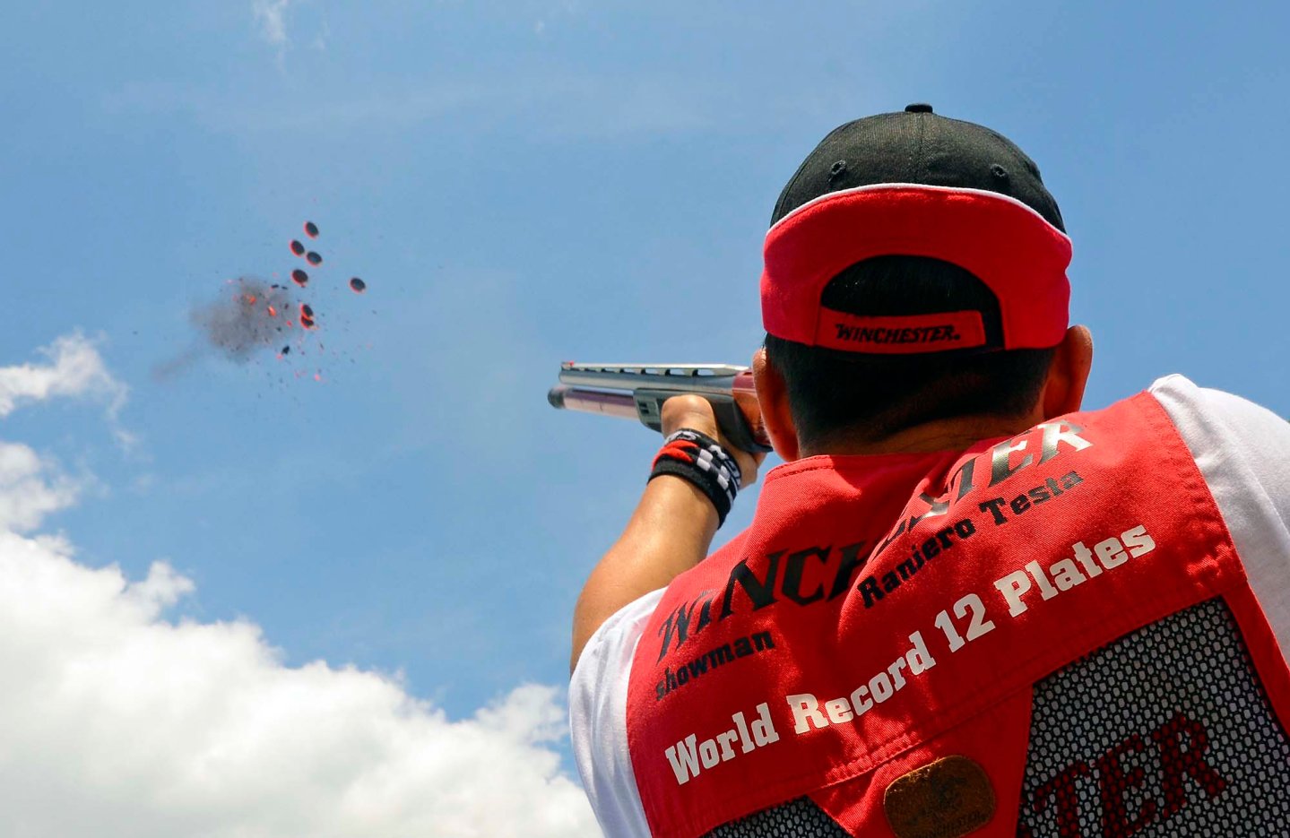 Winchester Shooting Academy (стрелковая академия Винчестер): учимся стрелять с Раньеро Теста (Raniero Testa)! Winchester Shooting Academy (стрелковая академия Винчестер): учимся стрелять с Раньеро Теста (Raniero Testa)!