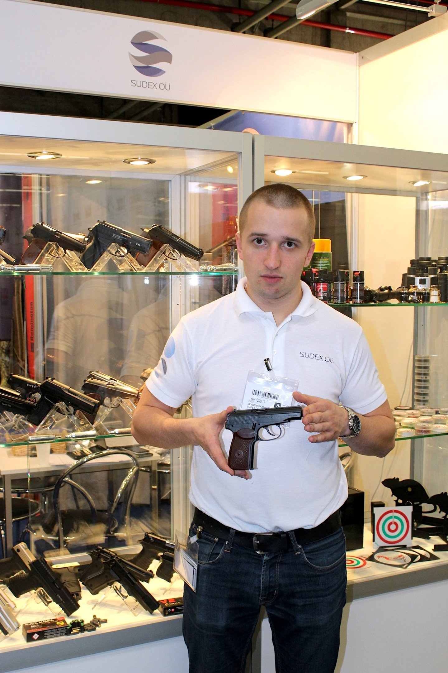 Новая CO2-реплика пистолета Макарова PM-X от BORNER на выставке IWA 2018