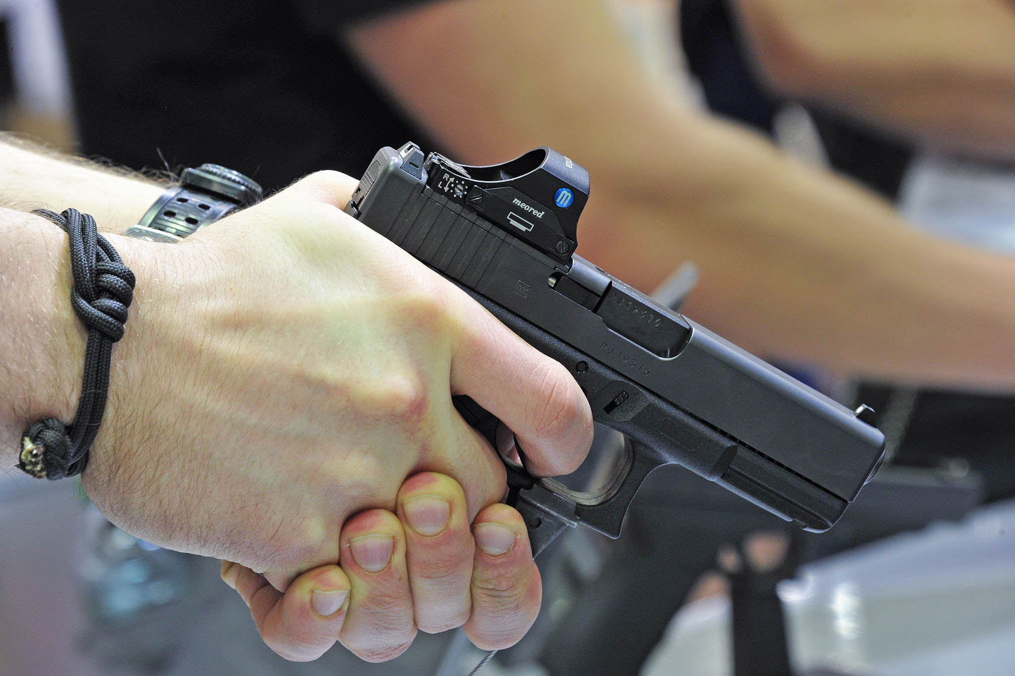 glock: Мысли про пистолеты Glock G17 и G19 Gen 4 M.O.S.