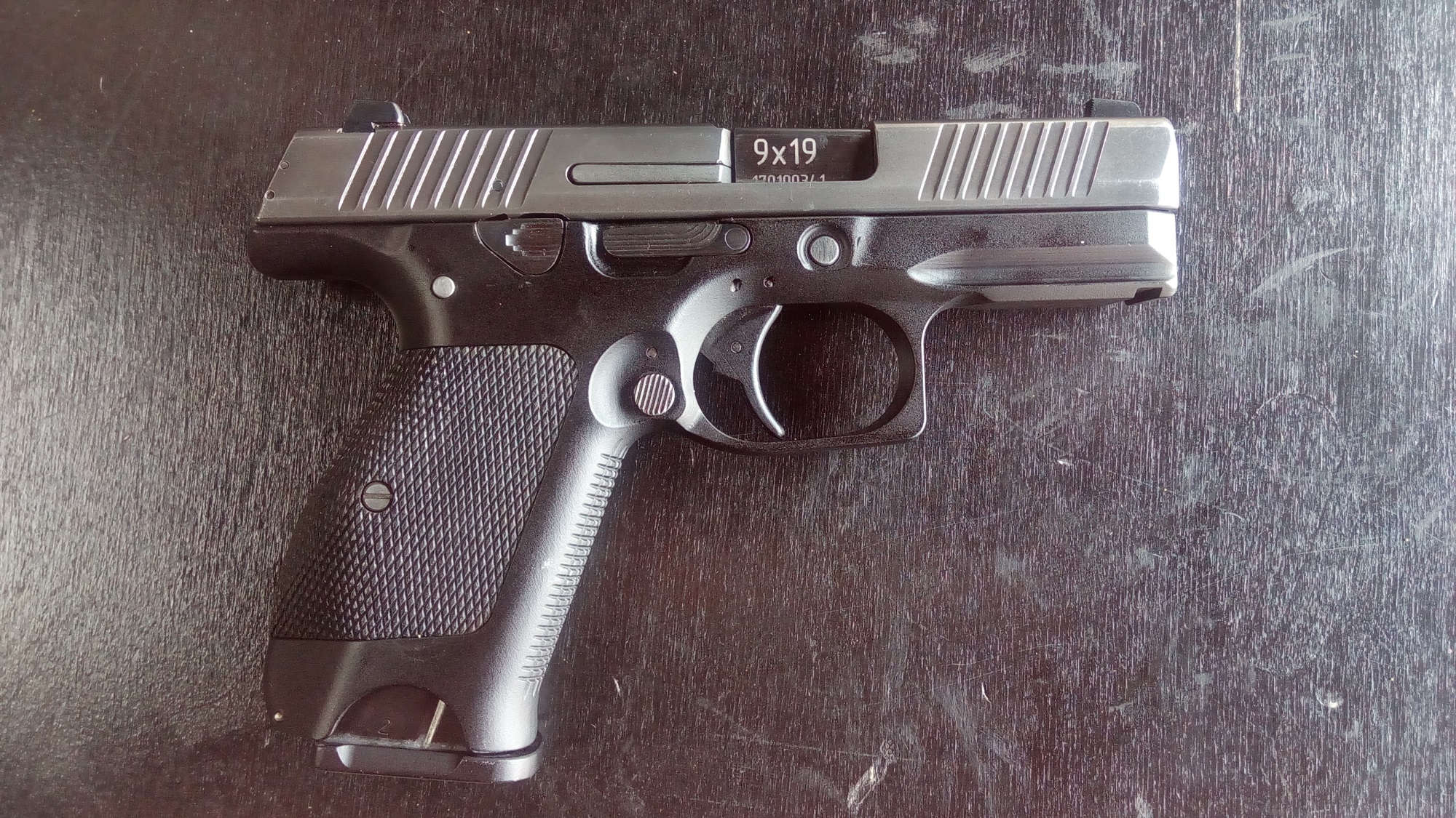 Kalashnikov: Выставка "Армия-2017": Концерн "Калашников" с новым пистолетом Лебедева ПЛ-15