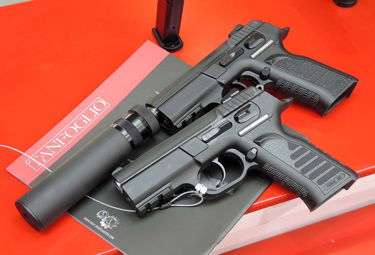 Tanfoglio "Force": новая линейка пистолетов специального назначения! Tanfoglio "Force": новая линейка пистолетов специального назначения!