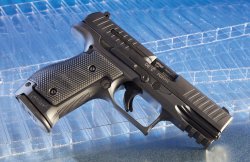 Совершенно новый: Walther Q4 SF - укороченная версия 9мм пистолета со стальной рамкой Walther Q4 SF - пистолет со стальной рамкой, вид справа