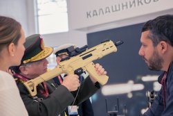 Концерн «Калашников» представил на форуме «Армия-2016» новинки стрелкового оружия Малогабаритный автомат МА.