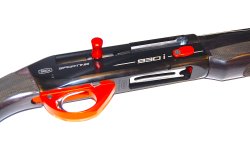 Самозарядное ружье Breda 930i Sporting Самозарядное ружье Breda 930i Sporting Black Red красный спусковой крючок.