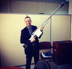 MKEK: крупнокалиберная снайперская винтовка MAM-15 Прототип винтовки MAM-15 в руках стрелка
