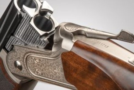 Серия Mossberg Reserve, новые вертикалки 2021 год Отражатели и полированные ствольные коробки ружей Mossberg Gold Reserve Sporting