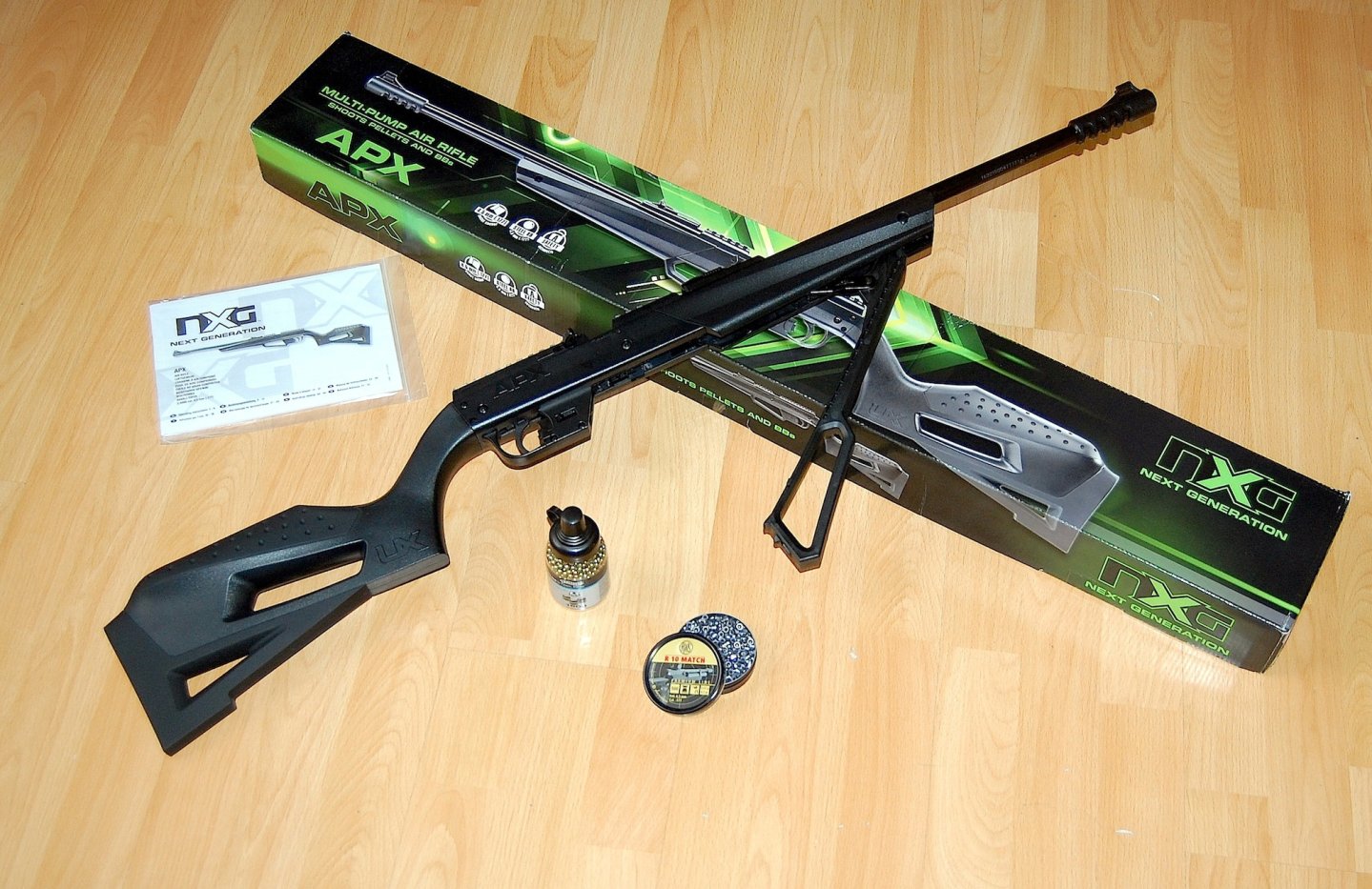 Пневматическая винтовка UMAREX NXG APX на коробке
